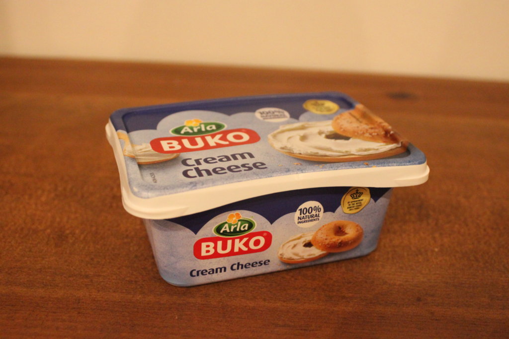業務スーパー　BUKOソフトクリームチーズ