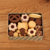 DAISO（ダイソー）キティちゃんのハグユークッキー型で手作りクッキー缶♡お菓子作りの愛用品をご紹介。